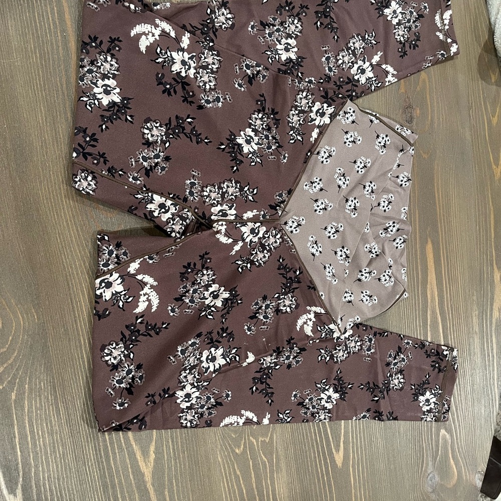 Aerie Floral Print Crossover Leggings